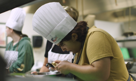 MasterChef winner Christine Ha teaches virtual cooking class for