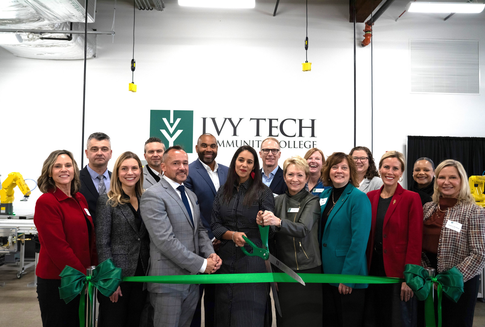 New Ivy Tech Manufacturing Innovation Training Center opens in the 16