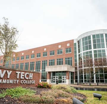 photo of Evansville Campus