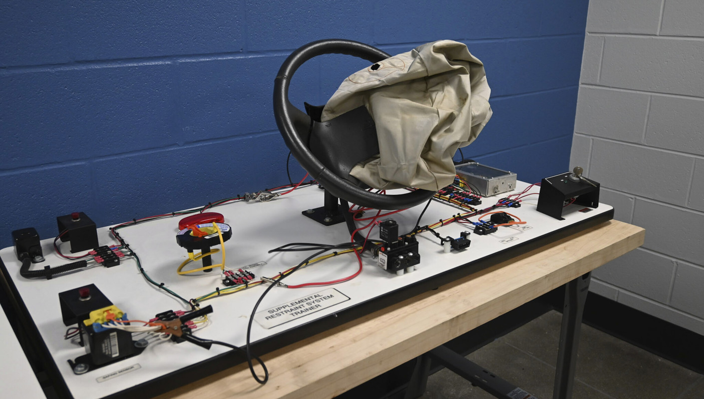 Automotive Technology Center - Ivy Tech Community College