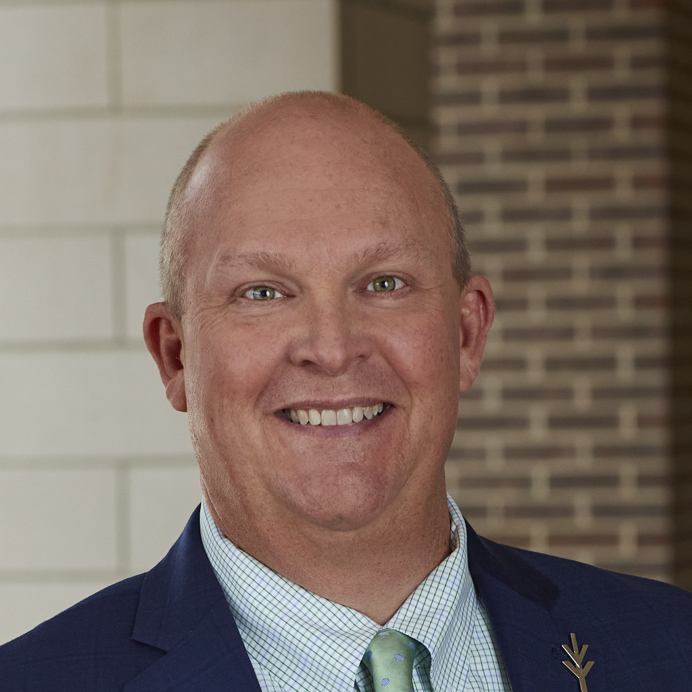 photo of Dr. Travis Haire