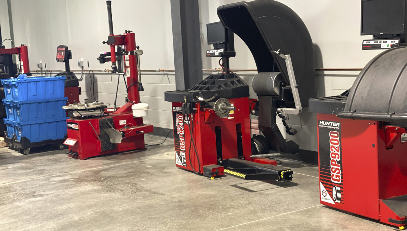 Automotive Technology Center - Ivy Tech Community College